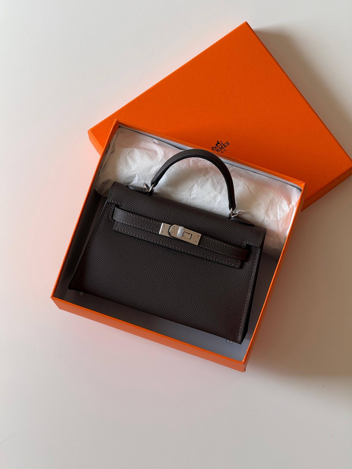 Hermes minikelly 19cm💕master quality😍

with box❤️
🎁🎁🎁

340 dhs🪙🌨️

Zain52
♥️♥️♥️