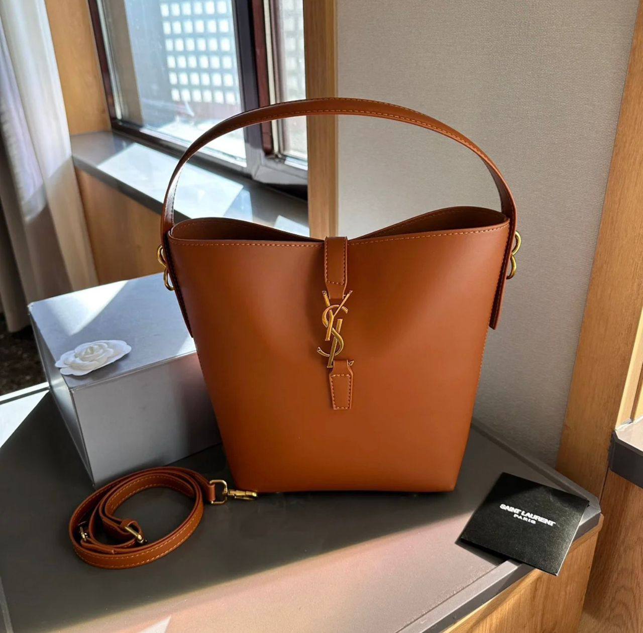 YSL
100 dhs🪙🌨️

Good quality 

with box
🎁🎁🎁

Zain35
♥️♥️♥️