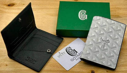Wallets
65 dhs✅

Zain182
♥️♥️♥️