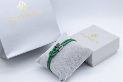 Bracelet 
55 dhs💓
+Box and paper bag🎁

Zain33
♥️♥️♥️
