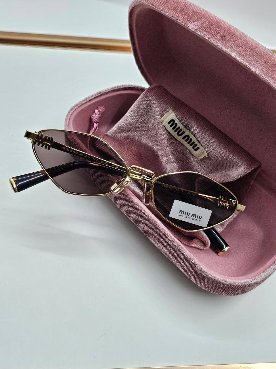 Miu Miu
Super master quality 💯
For Price 👇 WhatsApp✅
0568585901 
0507557372
0552275751 Owner Zain 👌

Zain282
♥️♥️♥️