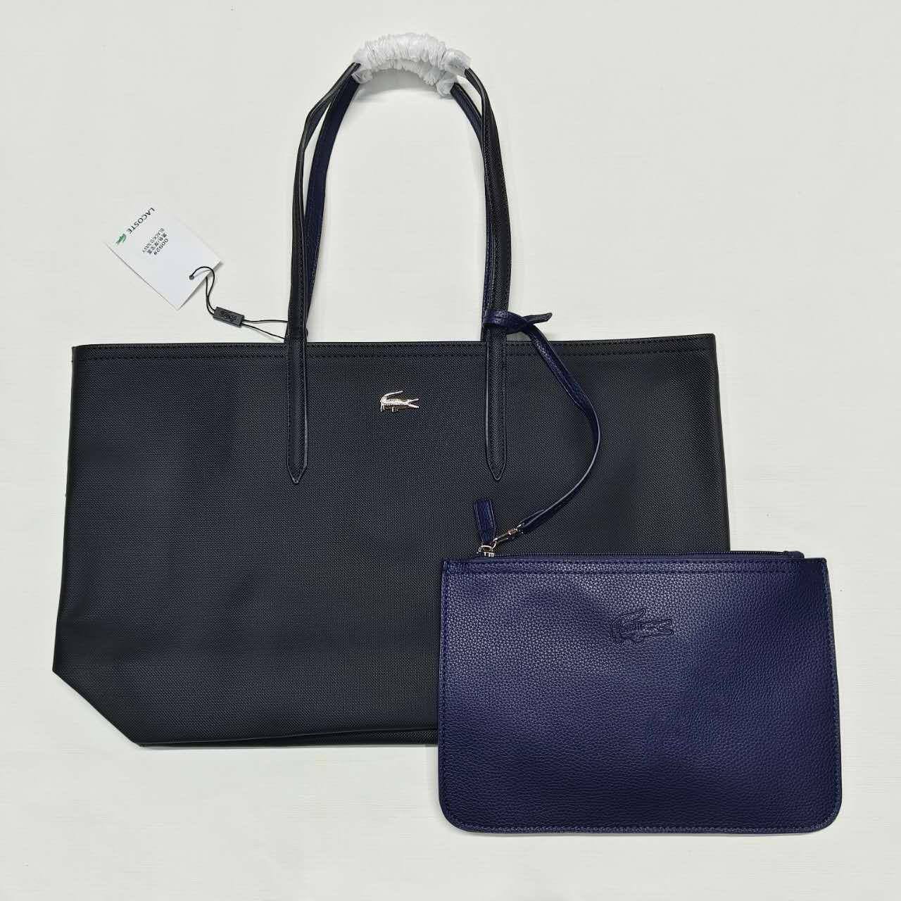 LACOSTE  DOUBLE FACE 
GOOD QUALITY
 NEW CAME  
65 dhs🪙

Zain39
♥️♥️♥️