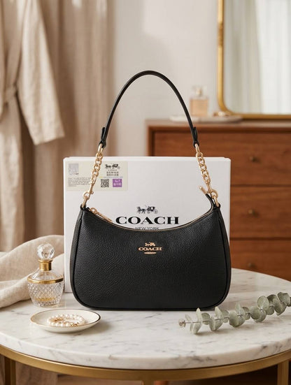 Coach Terry 25
Size 25
100 dhs🇦🇪🇦🇪

Withbox
High Quality
Zain44
♥️♥️♥️