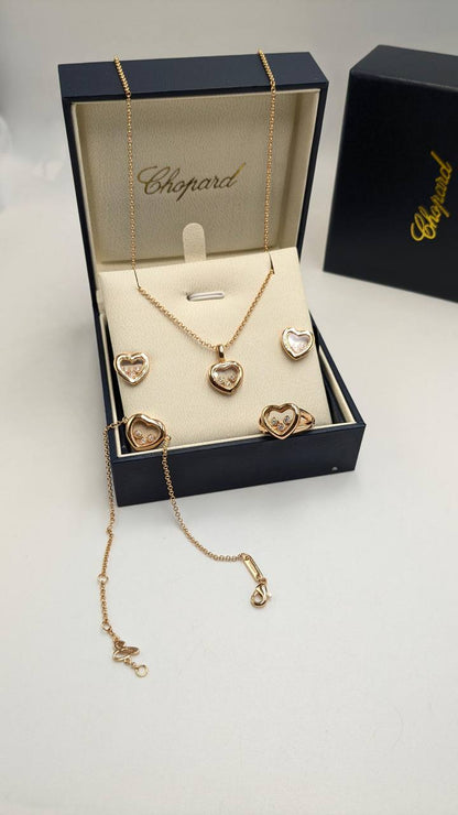 Chopard
*Master Quality* 
*Necklace, Earrings, Bracelet & Finger Ring*
280 dhs💓 with Normal Box 🎁

Zain210
♥️♥️♥️