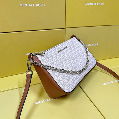 MK 
GOOD QUALITY 
WITH BOX  
100 dhs🇦🇪🇦🇪

Zain295
♥️♥️♥️