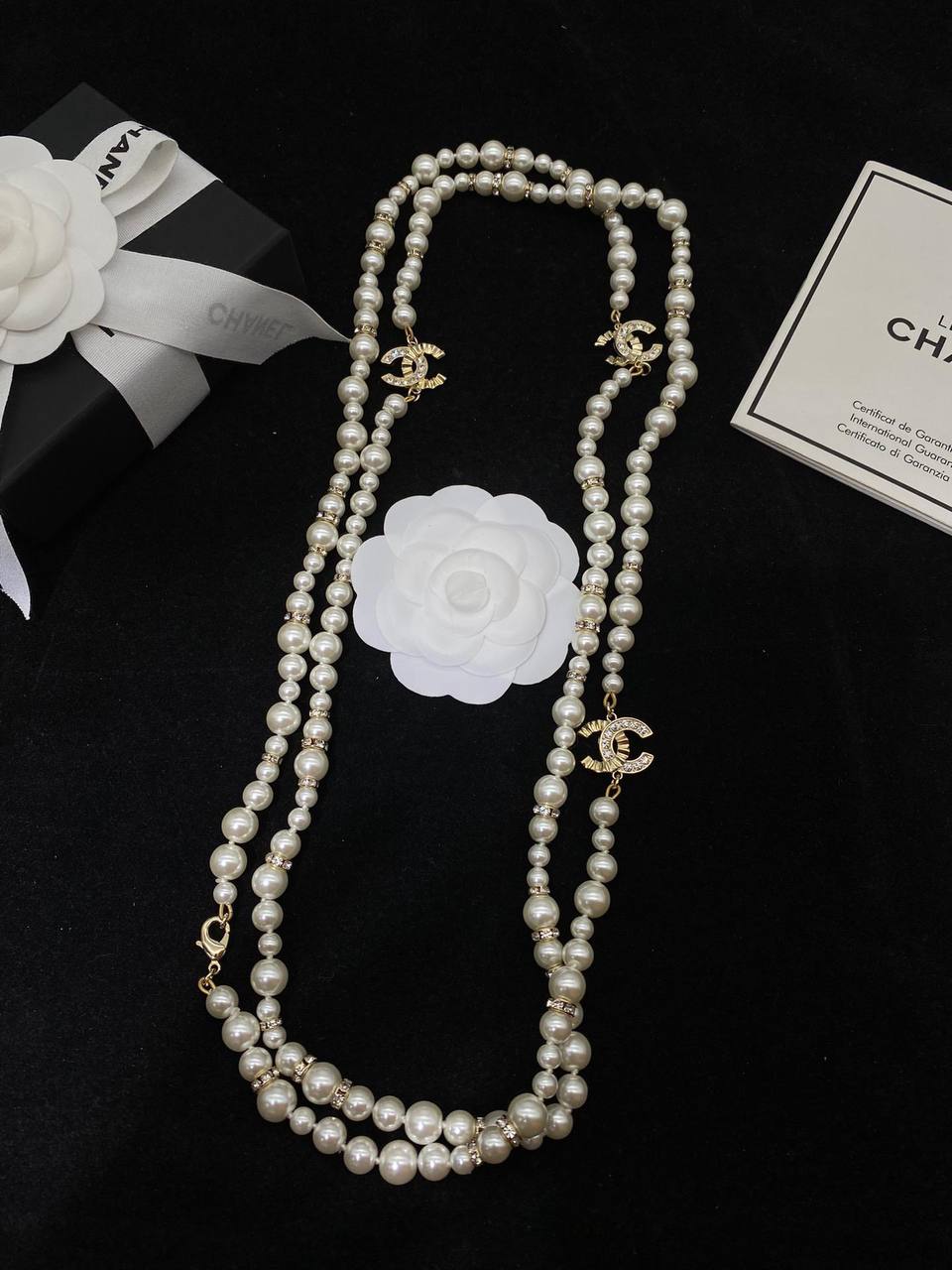 CHANEL ⭐
NECKLACE
140 DHS💓✨💫
 WITH BOX AND PAPER BAG🛍️🎁

Zain89
♥️♥️♥️