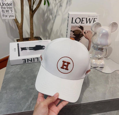 *NEW COLLECTION*

*CAP*

*MASTER QUALITY*

170 dhs🪙🌨️

Zain202
♥️♥️♥️