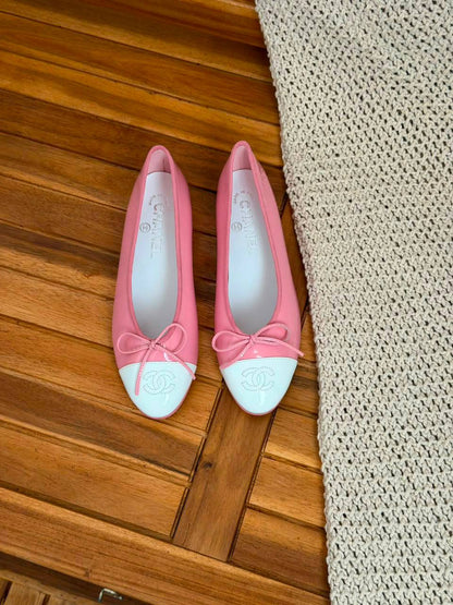 Chanel
Size 36-41
_Super master high quality_🪡
450 dhs🇦🇪🇦🇪

Zain176
♥️♥️♥️