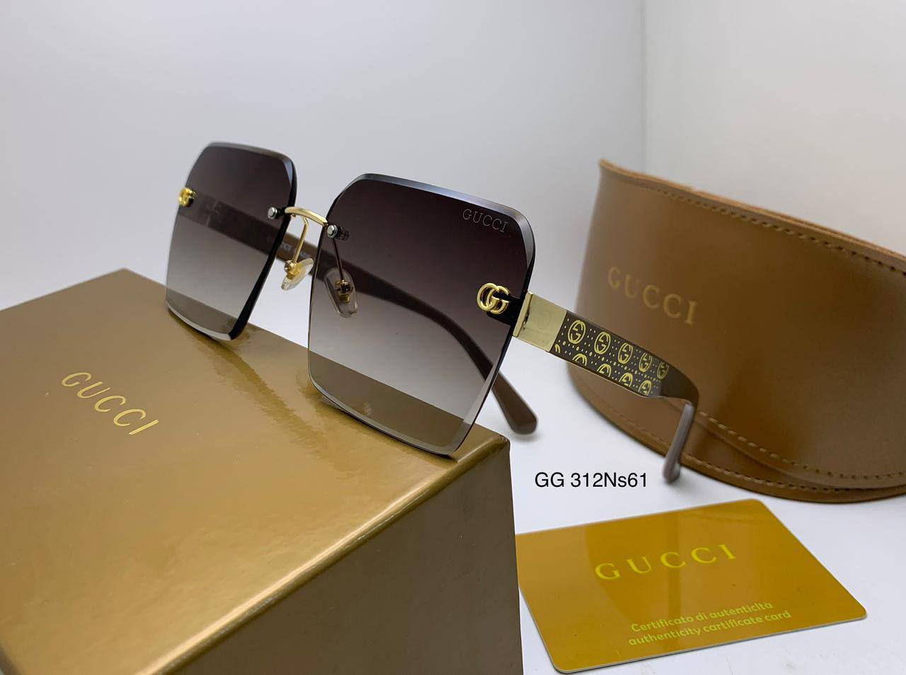 Sunglasses
70 dhs❣️

Zain126
♥️♥️♥️