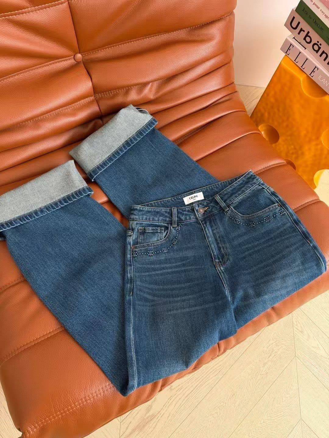 CELINE

Super Master quality

Sizes: S M L
350 dhs🇦🇪🇦🇪

Zain308
♥️♥️♥️