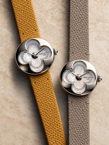 LV

watch for ladies 

good quality 
size 26mm

380 dhs🇦🇪🇦🇪
Zain59
♥️♥️♥️