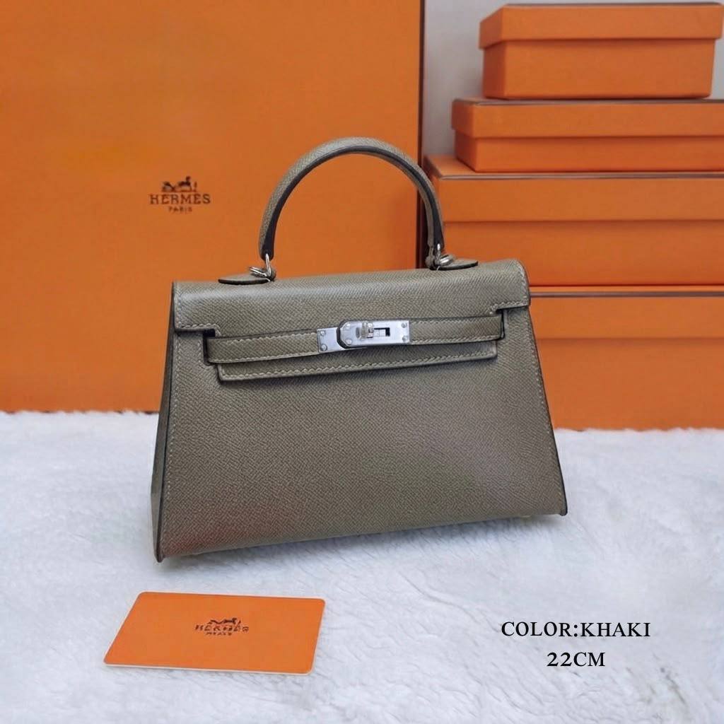 Hermes ᴋᴇʟʟʏ 
sɪʟᴠᴇʀ ʜᴀʀᴅᴡᴀʀᴇ/ᴛᴡɪʟʟʏ
ᴡɪᴛʜʙᴏx
ʟᴇᴀᴛʜᴇʀ
sɪᴢᴇ:22ᴄᴍ
100 dhs✅

Zain56
♥️♥️♥️