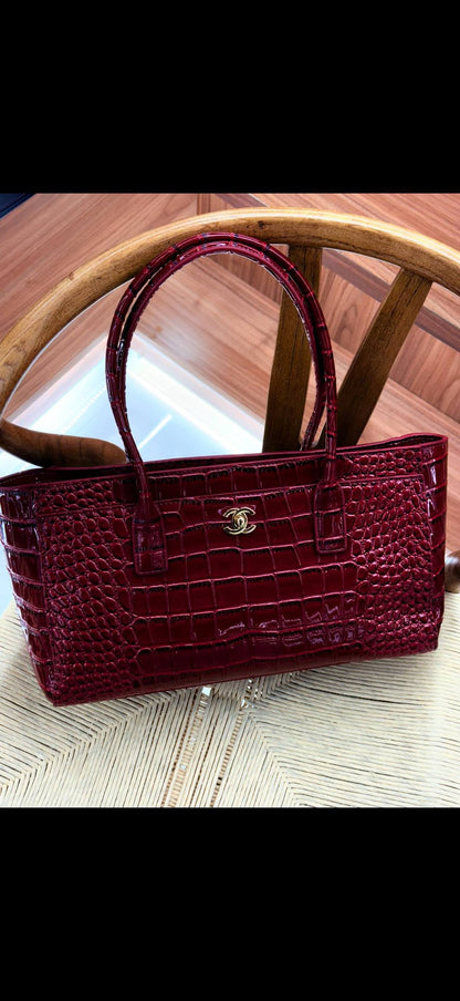 CHANEL

35cm 
470 dhs🇦🇪🇦🇪

MASTER QUALITY

Zain167
♥️♥️♥️