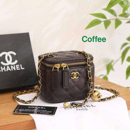 Chanel
with box 
90 dhs✅

Zain168
♥️♥️♥️