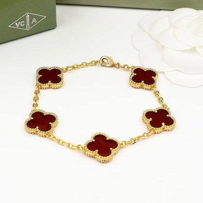VCA BRACELET
5 Flower 🍀
MASTER QUALITY✨💫
55 DHS🇦🇪🇦🇪
WITH BOX AND PAPER BAG🛍️🎁

Zain89
♥️♥️♥️