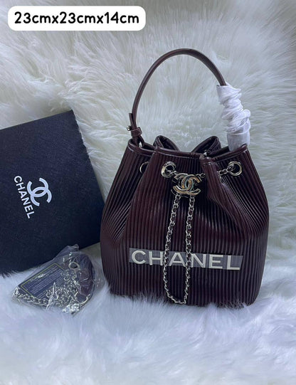 Chanel
100 dhs✅ 

Zain72
♥️♥️♥️