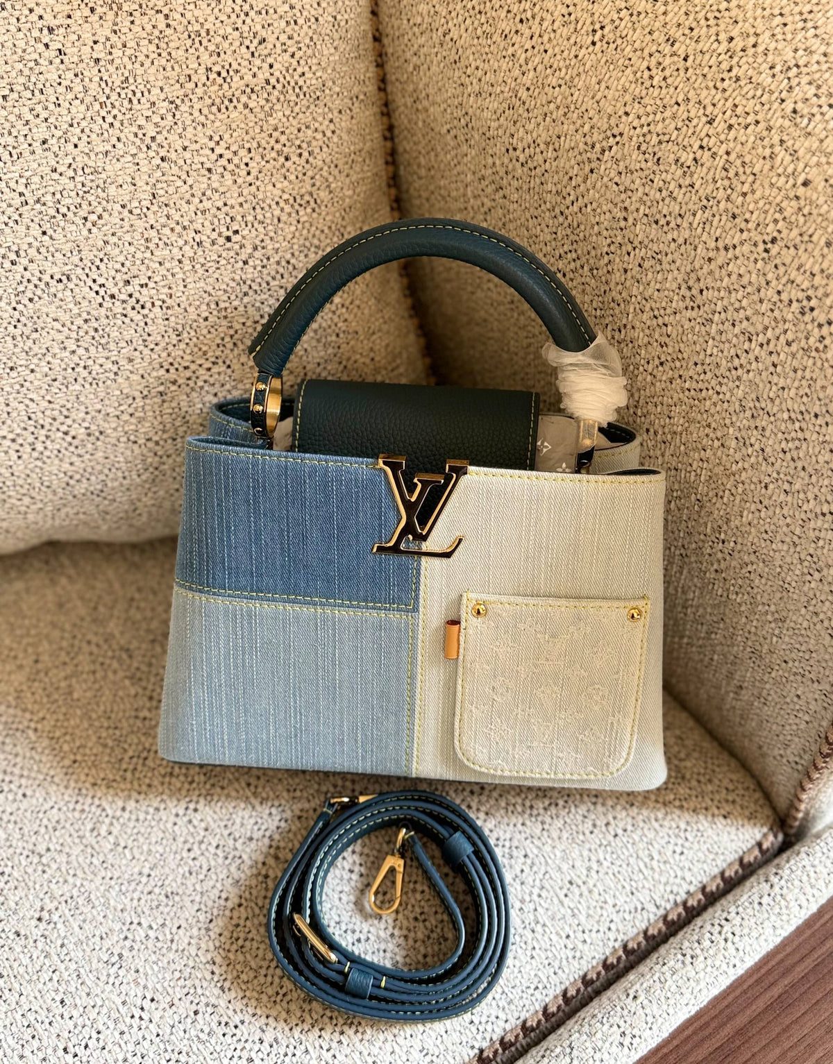 Louis Vuitton
      
21. 27cm

For Price 👇 WhatsApp✅
0568585901 
0507557372
0552275751 Owner Zain 👌

Zain246
♥️♥️♥️