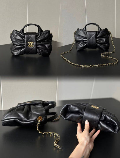 Chanel
100 dhs💓
SIZE：26cm

Zain35
♥️♥️♥️