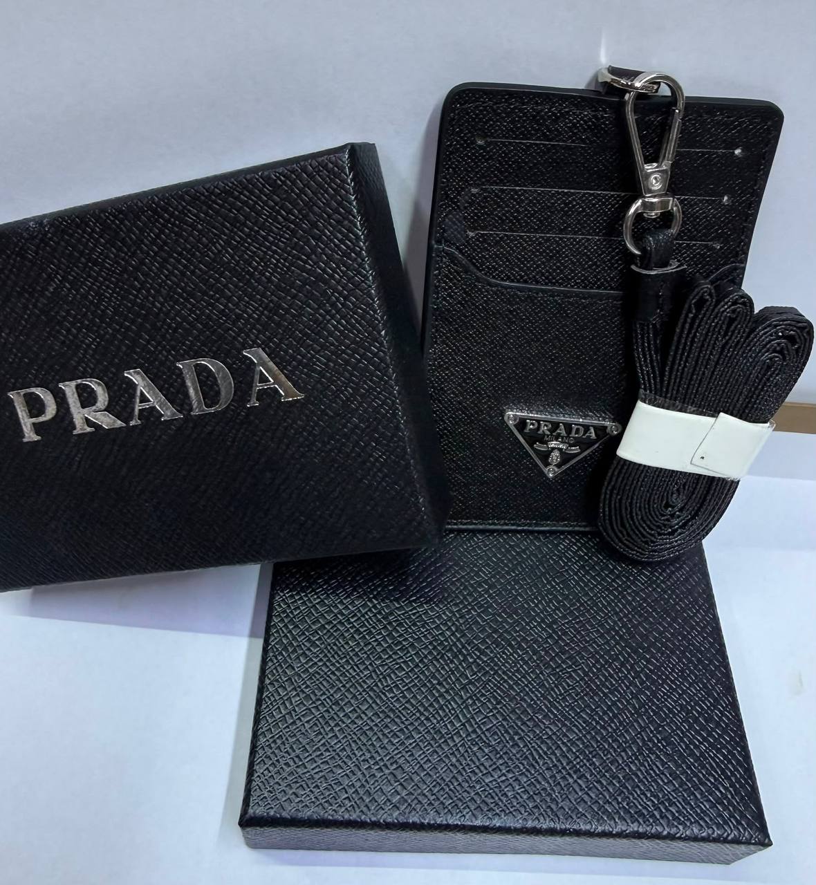 Card Holders
With box
30 dhs🇦🇪🇦🇪

Zain93
♥️♥️♥️