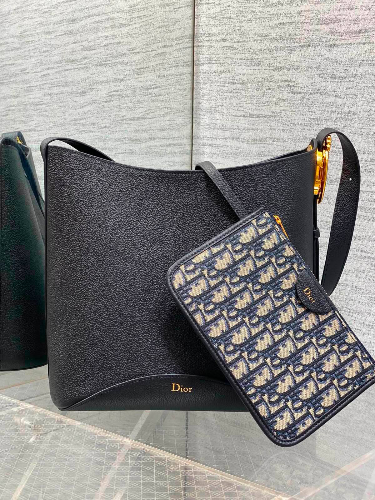 DIOR NEW  COLLECTION 💫💫💕
Super master quality 🔥🔥🔥💯
Available 💕💕💕
With full package 🎁
For Price 👇 WhatsApp✅
0568585901 
0507557372
0552275751 Owner Zain 👌

Zain252
♥️♥️♥️