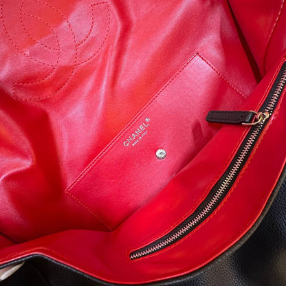 CHANEL
 COPY ONE 
38cm 
220 dhs🇦🇪🇦🇪

Zain295
♥️♥️♥️