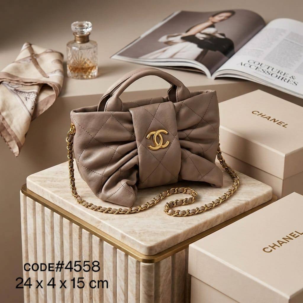 CHANEL ᴍɪɴɪ ʙᴏᴡ
sʜɪɴʏ ʟᴀᴍʙsᴋɪɴ ᴍᴀᴛᴇʀɪᴀʟ
ɢᴏʟᴅ ʜᴀʀᴅᴡᴀʀᴇ
ɢᴏʟᴅ ᴄʜᴀɪɴ ʙᴇʟᴛ sᴛʀᴀᴘ
sɪᴢᴇ : 24 cm

75 dhs✅

Zain31
♥️♥️♥️
