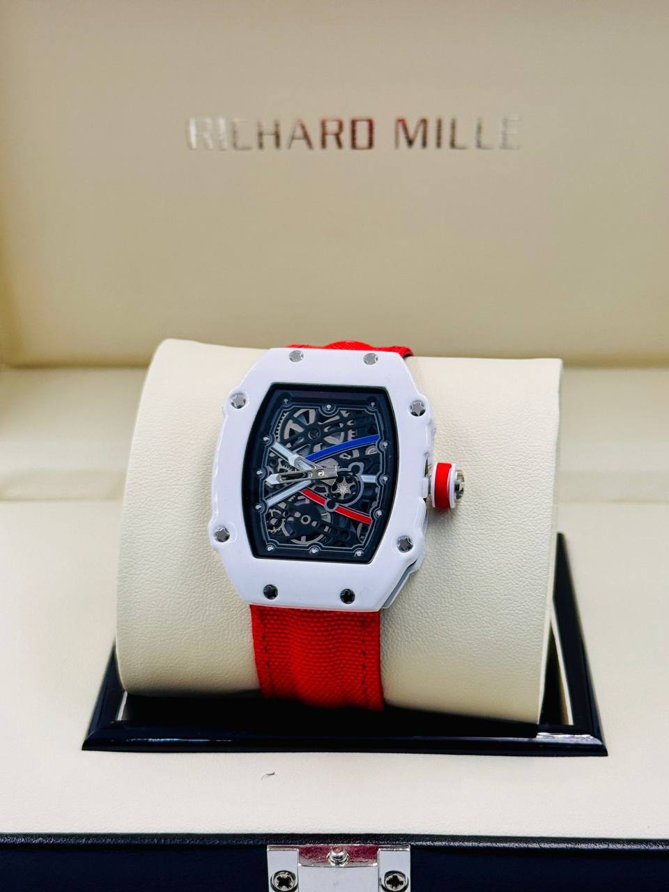 RICHARD MILLE Men 
85 dhs✅

Zain08
♥️♥️♥️
