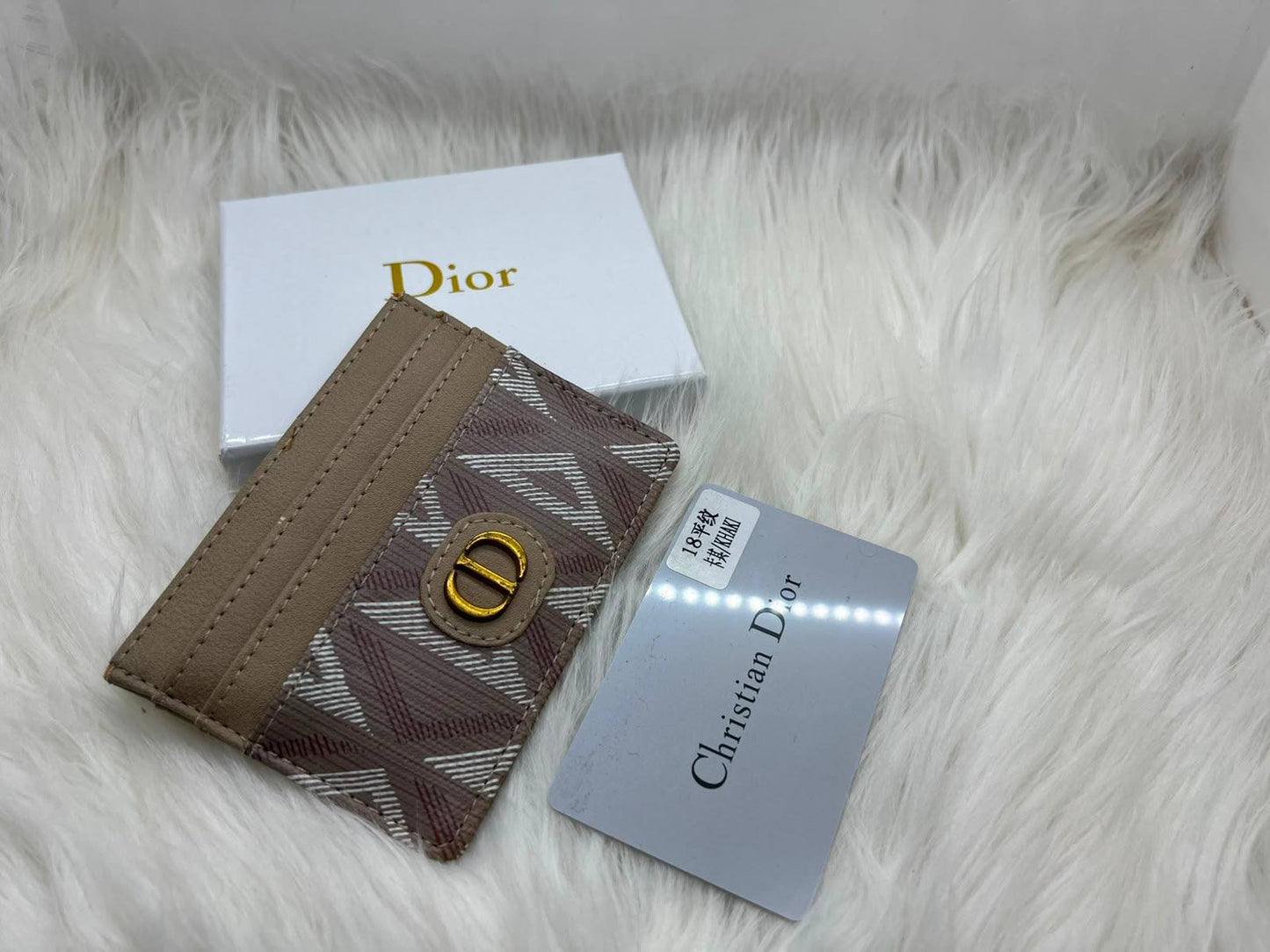 Card Holder
35 dhs🇦🇪🇦🇪

Zain182
♥️♥️♥️