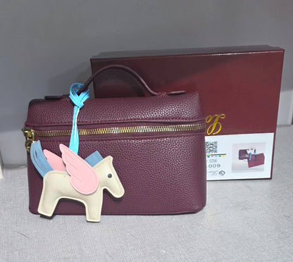 Lora piana 

With box 📦
70 dhs🇦🇪🇦🇪

Zain232
♥️♥️♥️