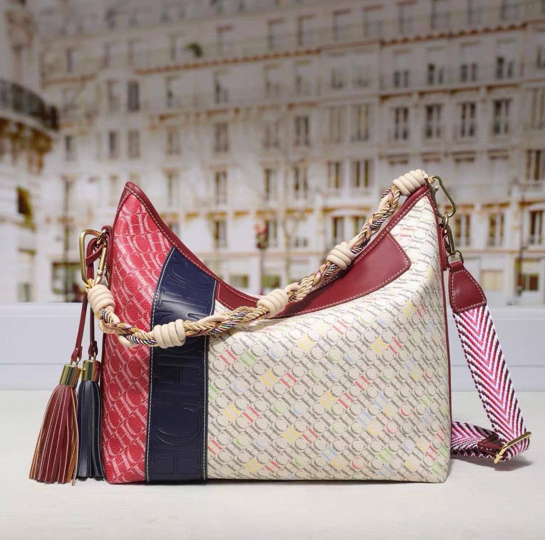 CH CH

110 dhs🇦🇪🇦🇪

size 33cm
High quality

Zain26
♥️♥️♥️