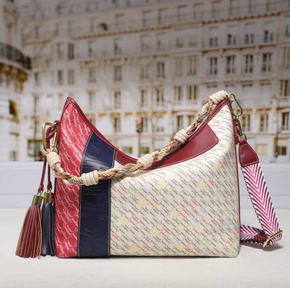 CH CH

110 dhs🇦🇪🇦🇪

size 33cm
High quality

Zain26
♥️♥️♥️