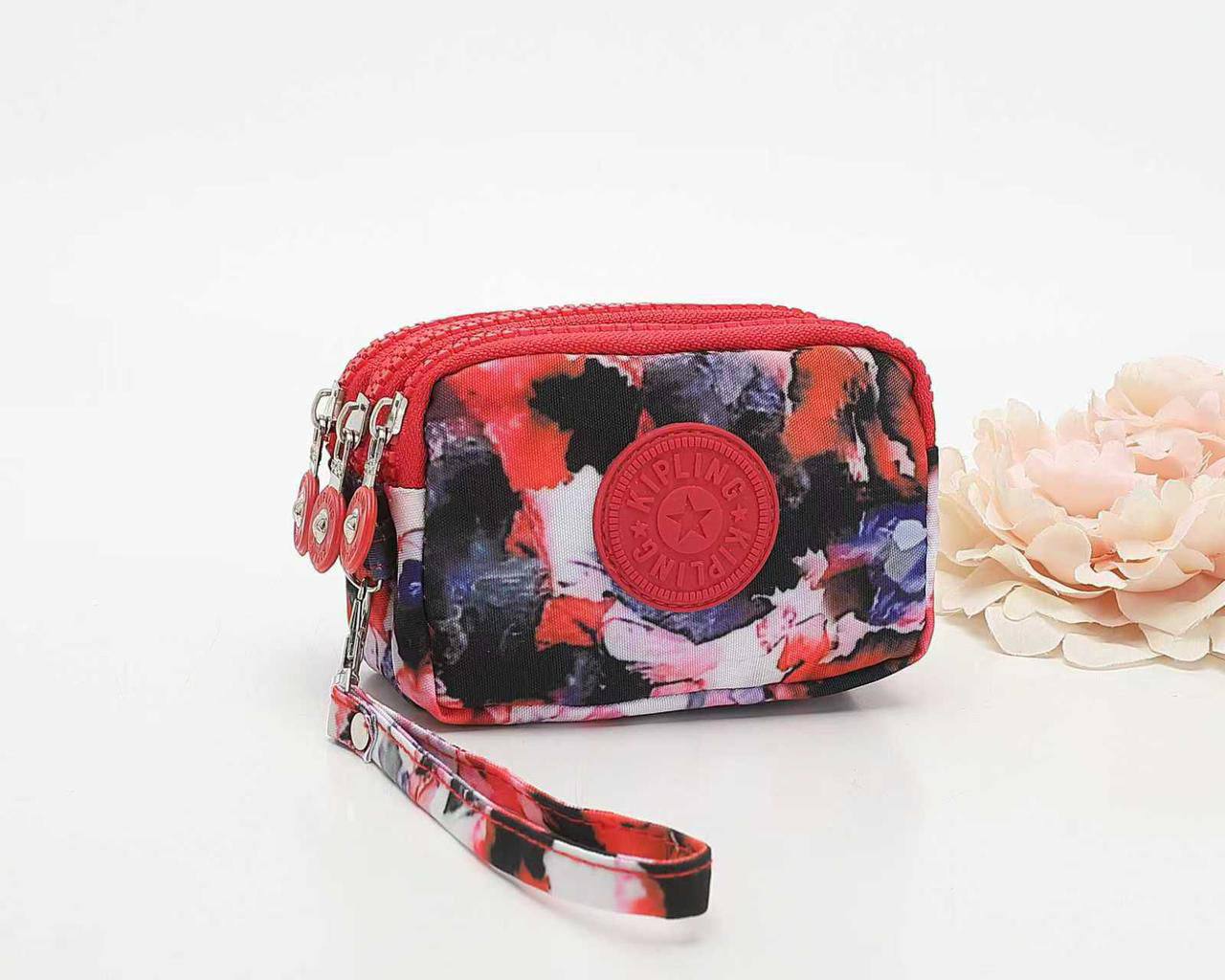 Kipling 
20 dhs❤️

Zain39
♥️♥️♥️