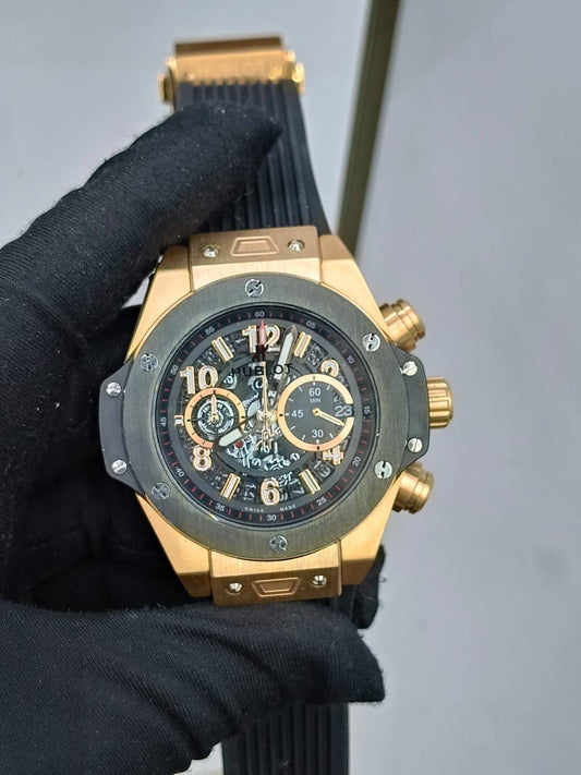Hublot
350 dhs✅

Zain25
♥️♥️♥️