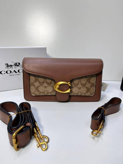Coach
95 dhs❣️

with box
🎁🎁🎁

size 26×7×14cm

Zain213
♥️♥️♥️