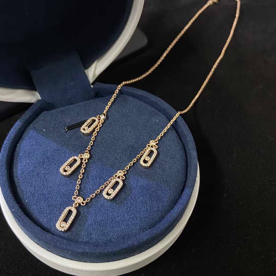 MESSIKA⭐
MASTER QUALITY
💫✨
WITH BOX AND PAPER BAG 🎁🛍️
60 DHS🌺

Zain89
♥️♥️♥️