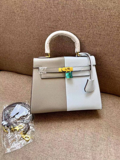 Hermes
100 dhs✅
high quality 25cm

Zain26
♥️♥️♥️