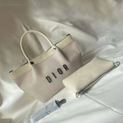 Dior 
100 dhs✅

Zain143
♥️♥️♥️