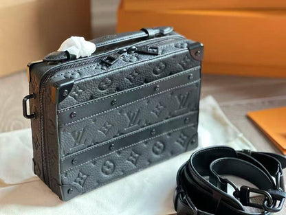 LV
Master Bags +++
For Price 👇 WTSP Text Zain 0568585901

Zain142
♥️♥️♥️