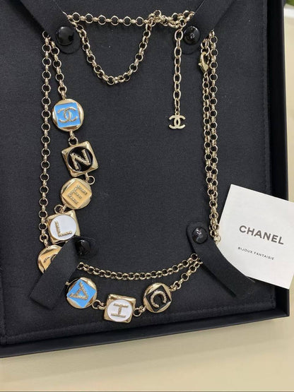 MASTER NECKLACE
110 DHS🇦🇪
WITH NORMAL CHANEL BOX AND PAPER BAG🛍️🎁
Chanel

Zain89
♥️♥️♥️