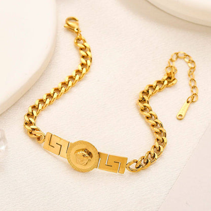 New arrival branded stainless steel Non tarnish bracelet  
30 dhs💓

Zain243
♥️♥️♥️