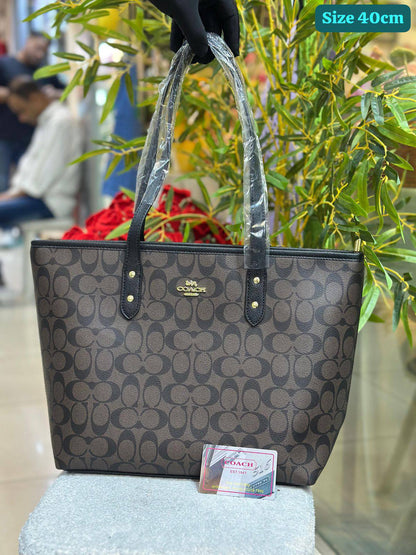 Coach
Best quality
95 dhs❣️
size 41cm

Zain158
♥️♥️♥️