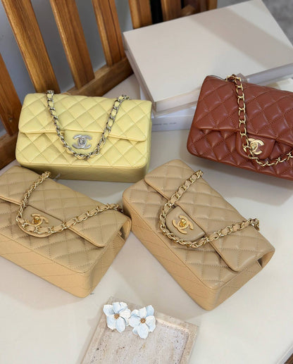 CHANEL 💫
Super Master Quality ⚡️
Original Packing 🎁
Size 20CM📏

For Price 👇 WhatsApp✅
0568585901 
0507557372
0552275751 Owner Zain 👌


Zain321
♥️♥️♥️