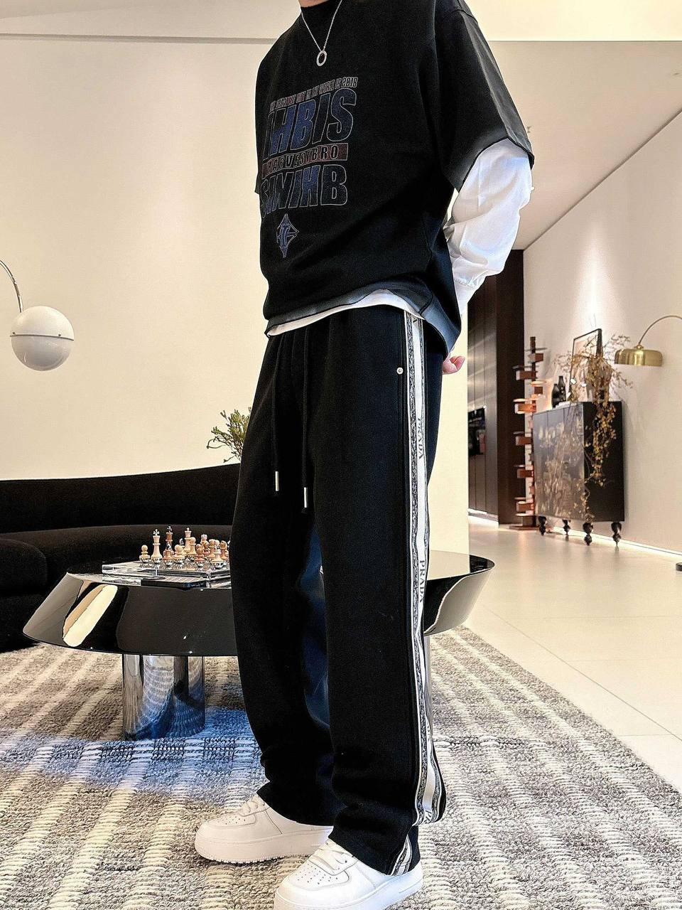 *NEW PRADA*
*♕ 𝐒𝐔𝐏𝐄𝐑 𝐌𝐀𝐒𝐓𝐄𝐑 ♕*
*SIZE: M,L,XL,XXL,XXXL*
300 dhs🪙💚

Zain227
♥️♥️♥️