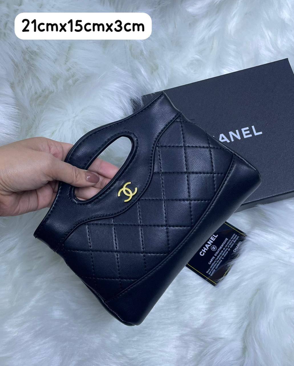 Chanel

with box
🎁🎁🎁

95 dhs✅

Zain72
♥️♥️♥️