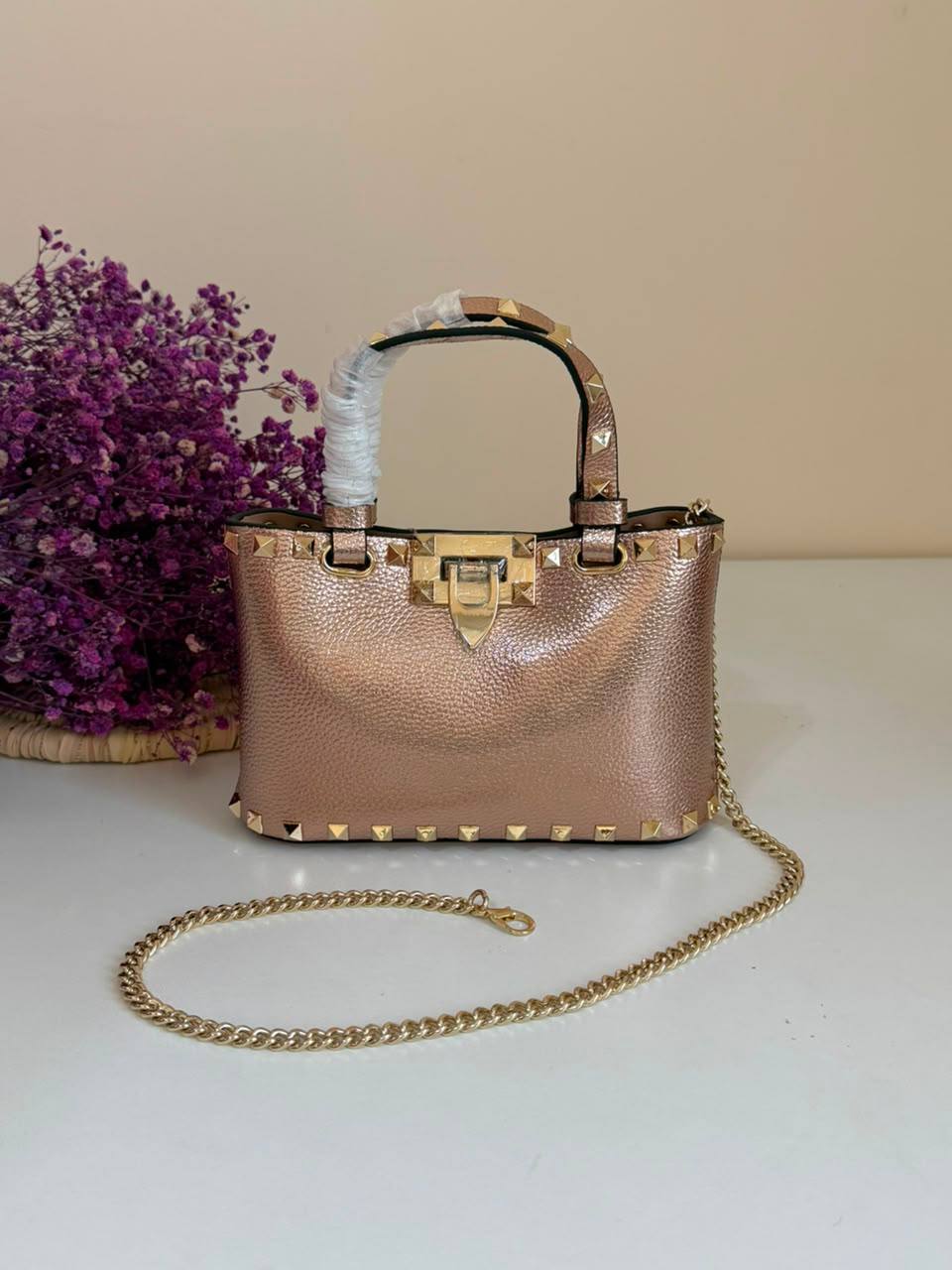 Valentino

260 dhs

Zain134
♥️♥️♥️