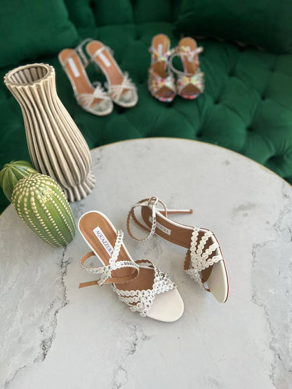 AQUAZZURA
*Super master quality*
*Size 36 to 42*
450 dhs🇦🇪

Zain113
♥️♥️♥️