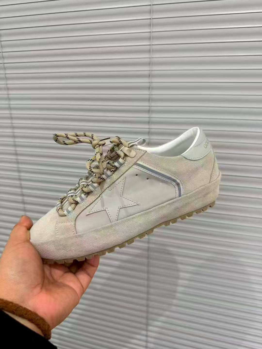 NEW CAME 😍
GOLDEN GOOSE 
140 dhs🇦🇪
Size 36 TO 41 

Zain40
💓💓💓