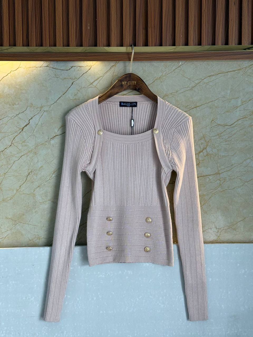 *BALMAIN*
Women’s Sweater
Master Quality 
SML 
260 dhs🪙🌨️

Zain276
♥️♥️♥️