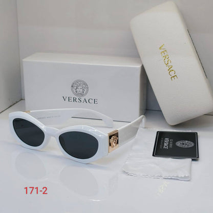 SUNGLASSES 🕶️
GOOD QUALITY 
50 dhs✅

Zain40
♥️♥️♥️