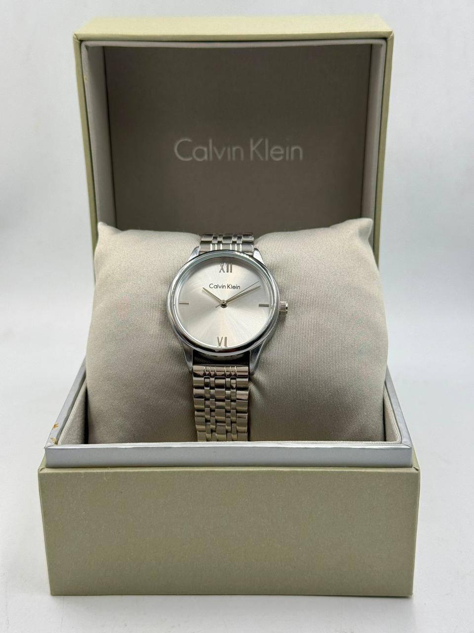 Calvin Klein Ladies 
60 dhs✅

Zain08
♥️♥️♥️